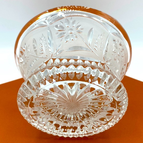 Lausitzer Glass Margaret Daisy Design Crystal Frosted Candy Dish - Picture 4 of 7